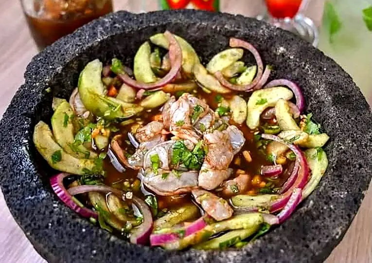 Aguachile tradicional · $180